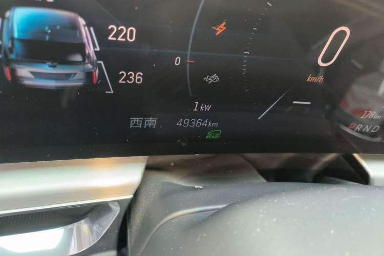 Used Cadillac LYRIQ 2022 Rear-Drive Long-Range Prestige Edition Odometer Close Up