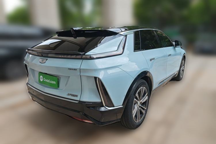 Used Cadillac LYRIQ 2022 Rear-Drive Long-Range Luxury Edition Rear Right 45 Deg