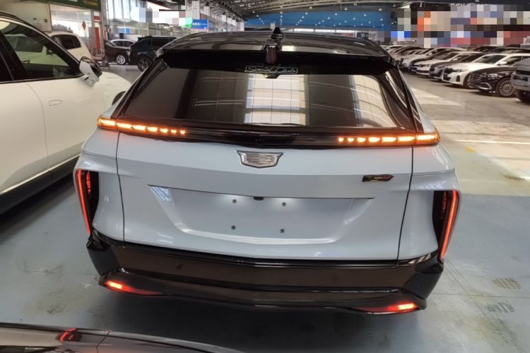 Used Cadillac LYRIQ 2022 Rear-Drive Long-Range Luxury Edition Rear
