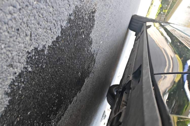 Used Cadillac LYRIQ 2022 Four-Wheel-Drive High-Performance Deluxe Edition Right Side Sill