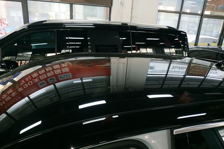 Used Cadillac LYRIQ 2022 Rear-Drive Long-Range Luxury Edition Roof