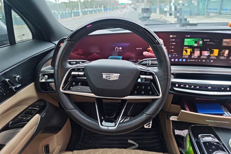 Used Cadillac LYRIQ 2022 Four-Wheel-Drive High-Performance Deluxe Edition Steering Wheel