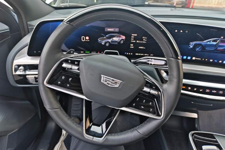 Used Cadillac LYRIQ 2022 Four-Wheel-Drive High-Performance Deluxe Edition Steering Wheel