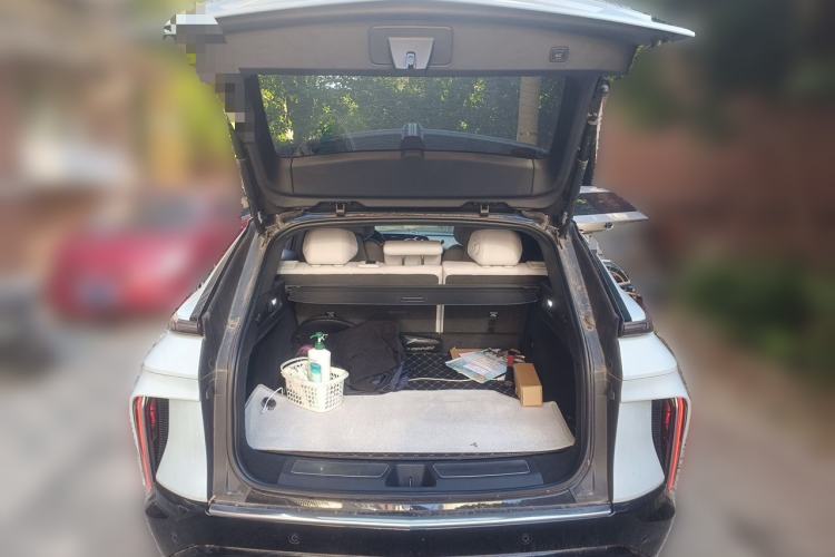 Used Cadillac LYRIQ 2022 Rear-Drive Long-Range Luxury Edition Trunk