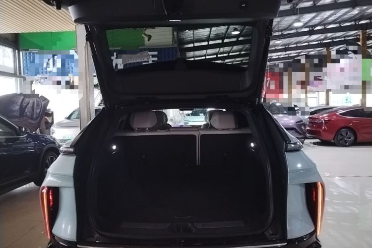 Used Cadillac LYRIQ 2022 Rear-Drive Long-Range Luxury Edition Trunk