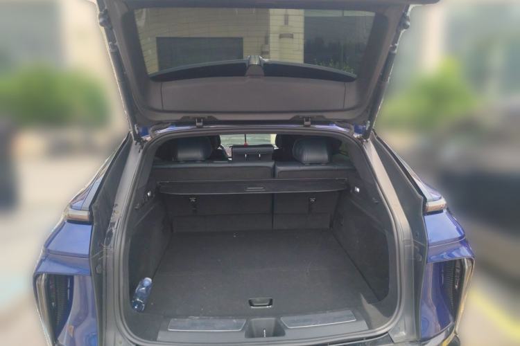 Used Cadillac LYRIQ 2022 Four-Wheel-Drive High-Performance Deluxe Edition Trunk
