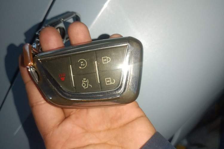 Used Cadillac LYRIQ 2022 Rear-Drive Long-Range Prestige Edition Vehicle Key