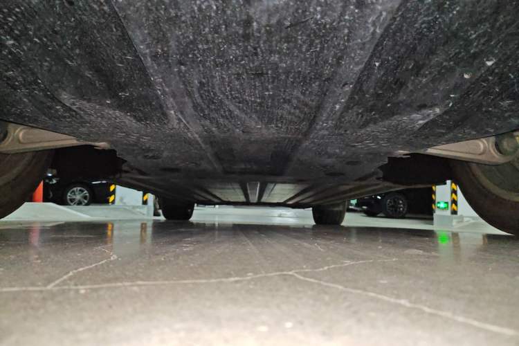 Used Cadillac LYRIQ 2022 Rear-Drive Long-Range Luxury Edition Chassis Front