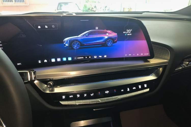 Used Cadillac LYRIQ 2022 Four-Wheel-Drive High-Performance Deluxe Edition Audio And AC Panel