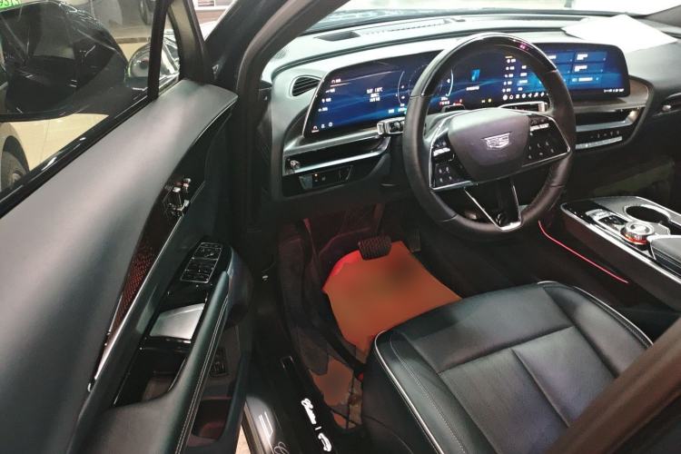 Used Cadillac LYRIQ 2022 Rear-Drive Long-Range Prestige Edition Driver Seat