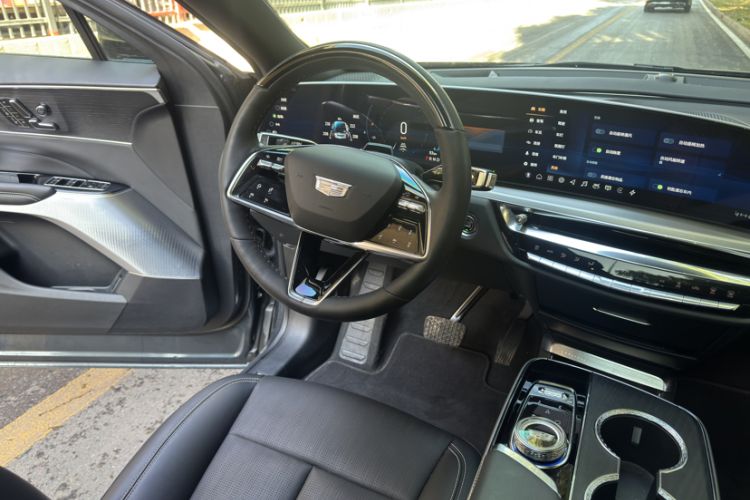 Used Cadillac LYRIQ 2022 Rear-Drive Long-Range Luxury Edition Exterior 10