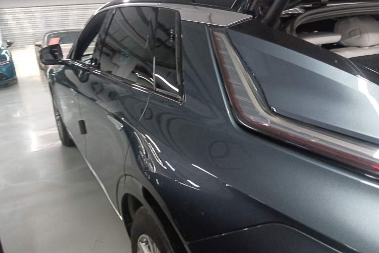 Used Cadillac LYRIQ 2022 Rear-Drive Long-Range Luxury Edition Exterior 3