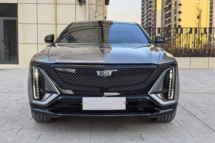 Used Cadillac LYRIQ 2022 Four-Wheel-Drive High-Performance Deluxe Edition Exterior 4