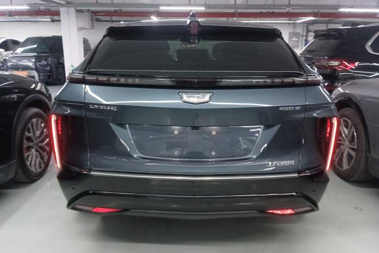 Used Cadillac LYRIQ 2022 Rear-Drive Long-Range Luxury Edition Exterior 4