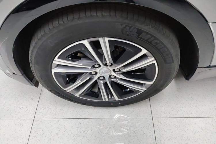 Used Cadillac LYRIQ 2022 Four-Wheel-Drive High-Performance Deluxe Edition Exterior 4