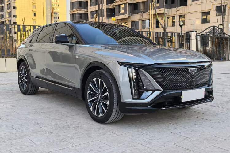 Used Cadillac LYRIQ 2022 Four-Wheel-Drive High-Performance Deluxe Edition Exterior 5