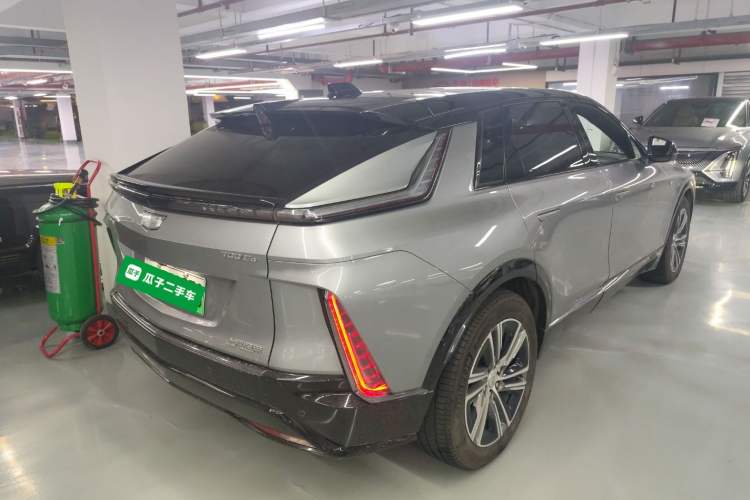 Used Cadillac LYRIQ 2022 Four-Wheel-Drive High-Performance Deluxe Edition Exterior 5