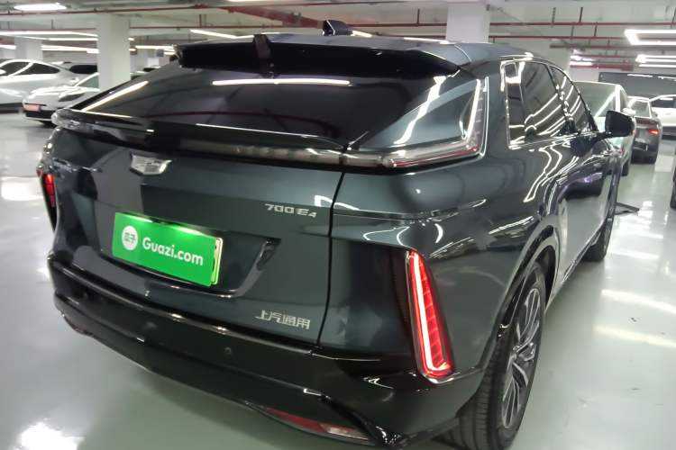 Used Cadillac LYRIQ 2022 Four-Wheel-Drive High-Performance Deluxe Edition Exterior 5