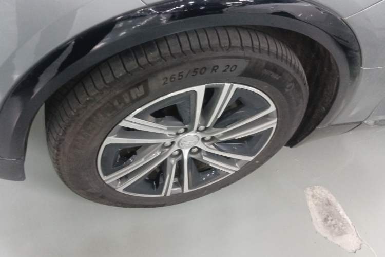 Used Cadillac LYRIQ 2022 Four-Wheel-Drive High-Performance Deluxe Edition Exterior 7