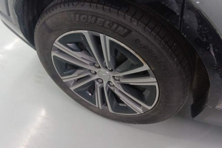 Used Cadillac LYRIQ 2022 Four-Wheel-Drive High-Performance Deluxe Edition Exterior 8