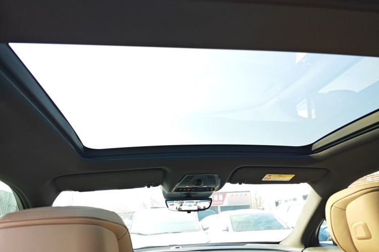 Used Cadillac LYRIQ 2022 Four-Wheel-Drive High-Performance Deluxe Edition Headliner