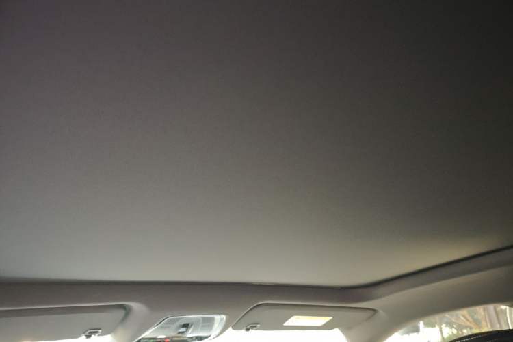 Used Cadillac LYRIQ 2022 Rear-Drive Long-Range Prestige Edition Headliner