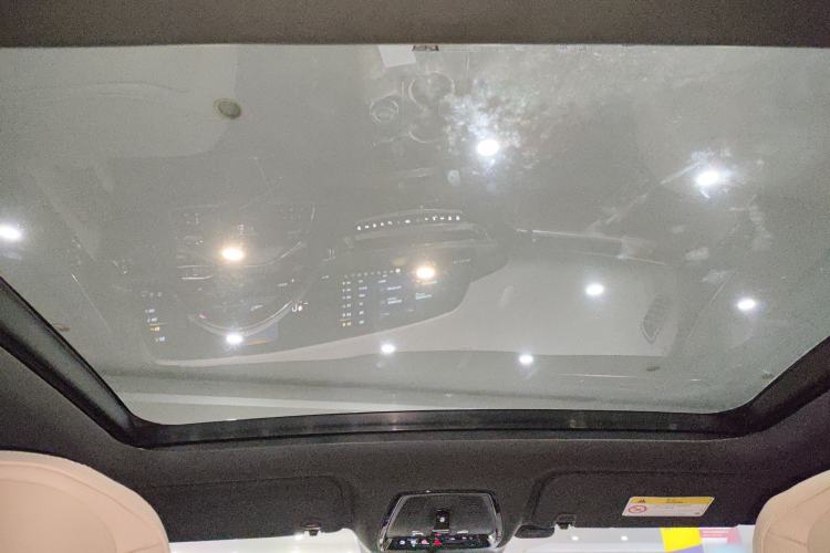 Used Cadillac LYRIQ 2022 Rear-Drive Long-Range Prestige Edition Headliner