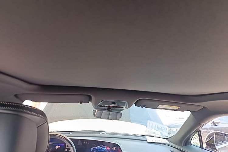Used Cadillac LYRIQ 2022 Rear-Drive Long-Range Prestige Edition Headliner