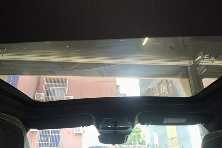 Used Cadillac LYRIQ 2022 Four-Wheel-Drive High-Performance Deluxe Edition Headliner
