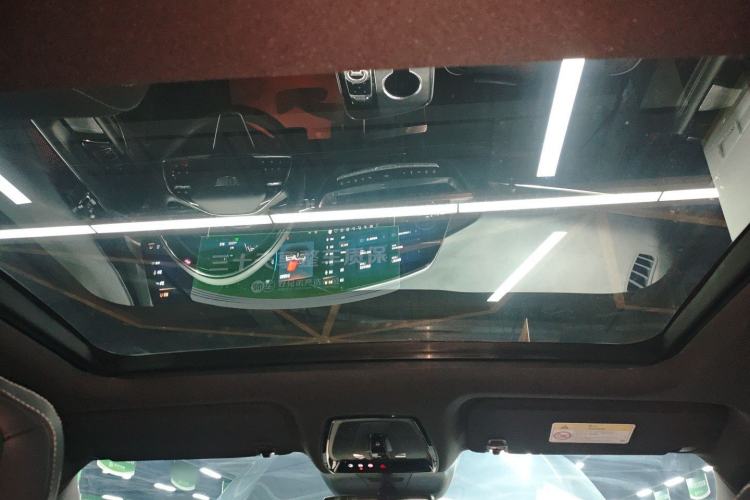 Used Cadillac LYRIQ 2022 Rear-Drive Long-Range Prestige Edition Headliner