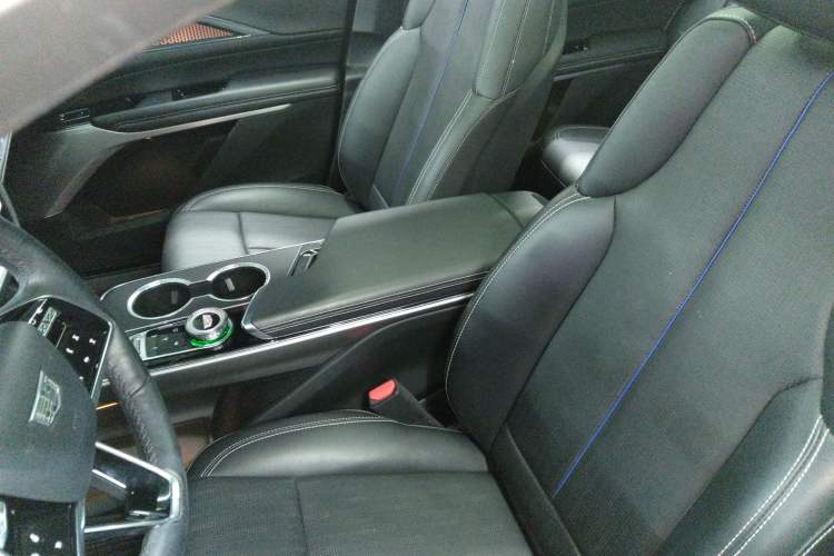 Used Cadillac LYRIQ 2022 Rear-Drive Long-Range Luxury Edition Left Front Seat