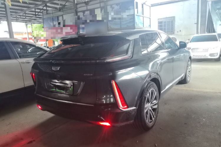 Used Cadillac LYRIQ 2022 Rear-Drive Long-Range Luxury Edition Rear Right 45 Deg