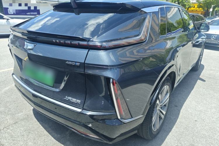 Used Cadillac LYRIQ 2022 Rear-Drive Long-Range Luxury Edition Rear Right 45 Deg