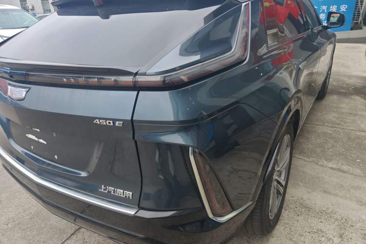 Used Cadillac LYRIQ 2022 Rear-Drive Long-Range Luxury Edition Right Rear Taillight