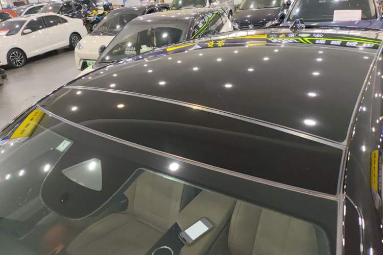 Used Cadillac LYRIQ 2022 Rear-Drive Long-Range Prestige Edition Roof