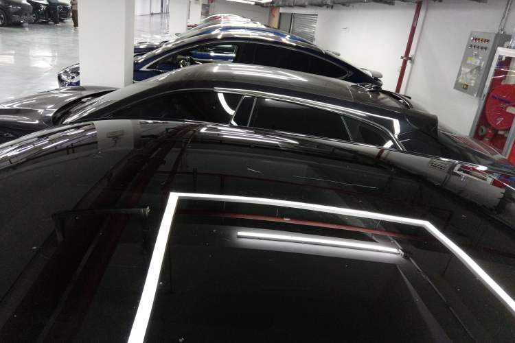 Used Cadillac LYRIQ 2022 Rear-Drive Long-Range Luxury Edition Roof