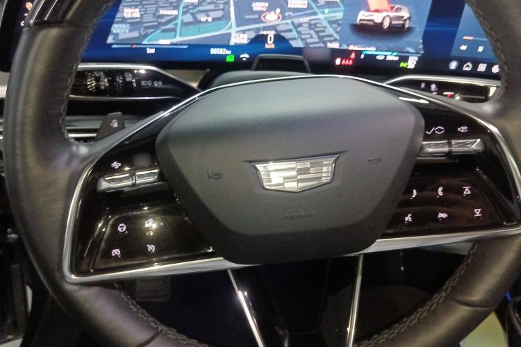 Used Cadillac LYRIQ 2022 Rear-Drive Long-Range Luxury Edition Steering Wheel