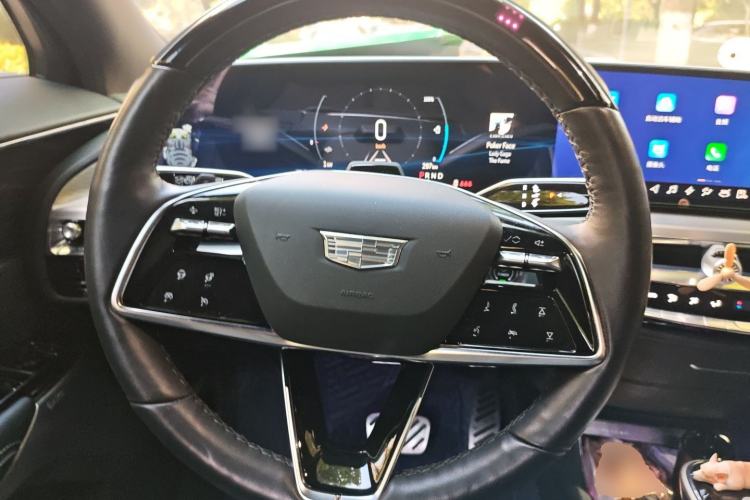 Used Cadillac LYRIQ 2022 Rear-Drive Long-Range Prestige Edition Steering Wheel