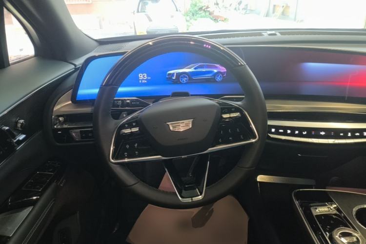 Used Cadillac LYRIQ 2022 Four-Wheel-Drive High-Performance Deluxe Edition Steering Wheel