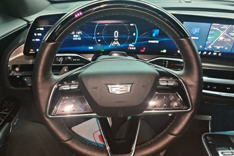 Used Cadillac LYRIQ 2022 Rear-Drive Long-Range Prestige Edition Steering Wheel