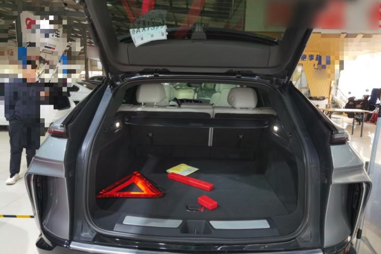 Used Cadillac LYRIQ 2022 Rear-Drive Long-Range Prestige Edition Trunk