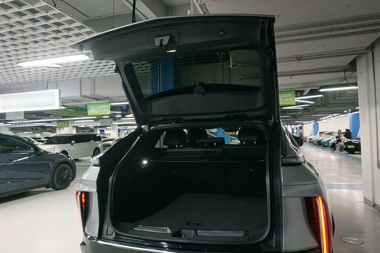 Used Cadillac LYRIQ 2022 Rear-Drive Long-Range Prestige Edition Trunk
