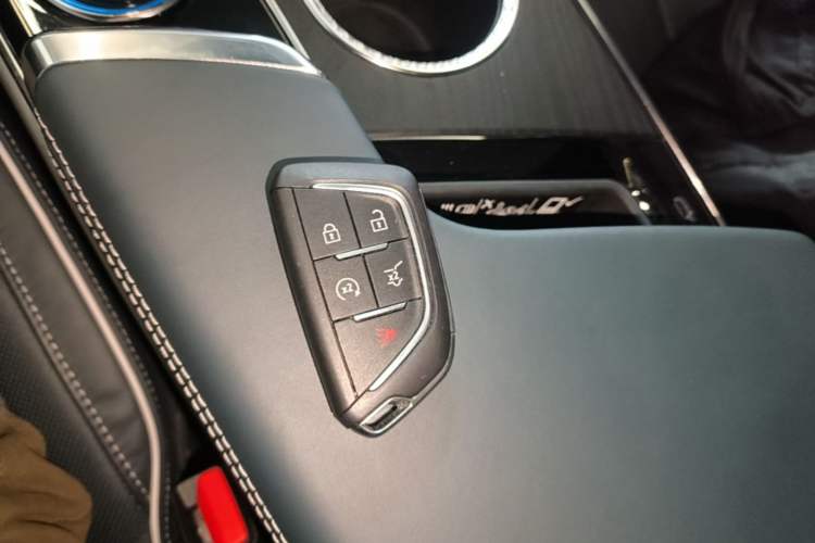 Used Cadillac LYRIQ 2022 Four-Wheel-Drive High-Performance Deluxe Edition Vehicle Key