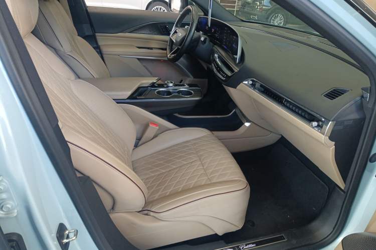 Used Cadillac LYRIQ 2022 Rear-Drive Long-Range Prestige Edition Right Front Seat