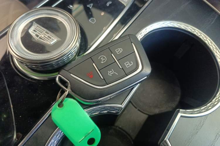 Used Cadillac LYRIQ 2022 Rear-Drive Long-Range Prestige Edition Vehicle Key