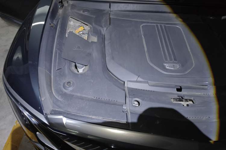 Used Cadillac LYRIQ 2022 Rear-Drive Long-Range Luxury Edition Engine Bay Right