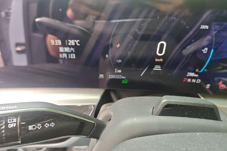 Used Cadillac LYRIQ 2022 Rear-Drive Long-Range Prestige Edition Odometer Close Up