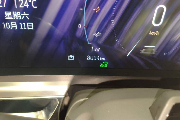 Used Cadillac LYRIQ 2022 Rear-Drive Long-Range Prestige Edition Odometer Close Up
