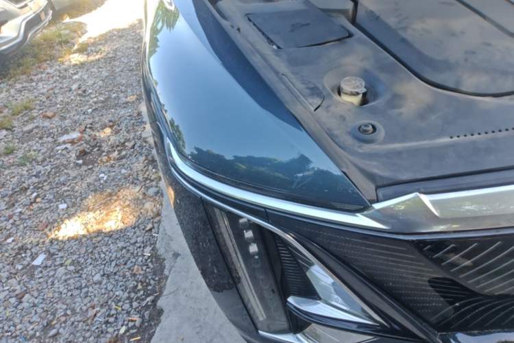 Used Cadillac LYRIQ 2022 Rear-Drive Long-Range Prestige Edition Right Front Headlight