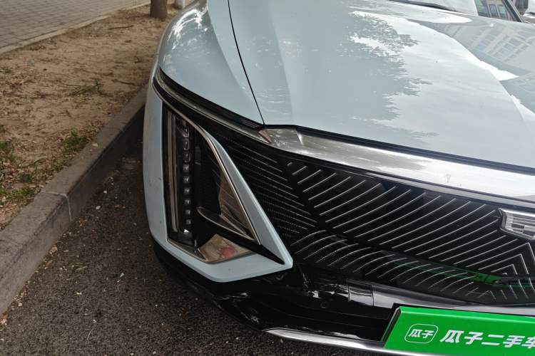 Used Cadillac LYRIQ 2022 Rear-Drive Long-Range Prestige Edition Right Front Headlight